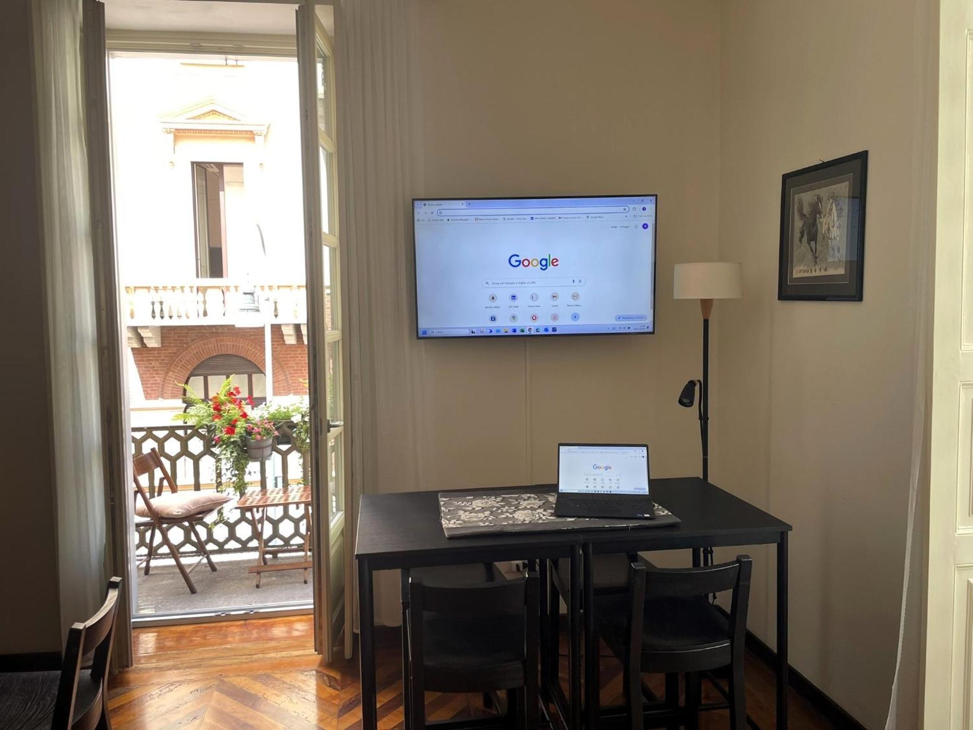 Emozione - Affascinante, Silenzioso, In Palazzo D'epoca Pressi Piazza Solferino * Turin