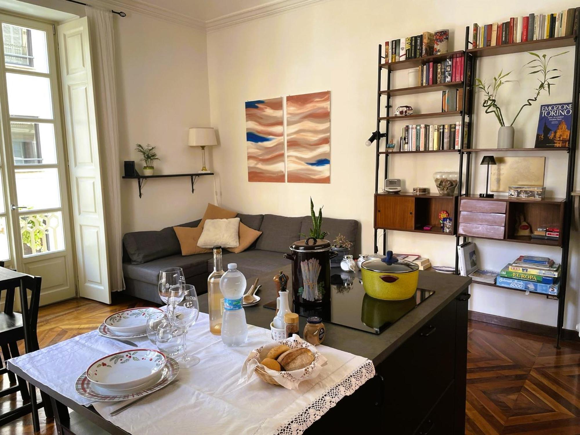 Apartment Emozione - Affascinante, Silenzioso, In Palazzo D'epoca Pressi Piazza Solferino Turin