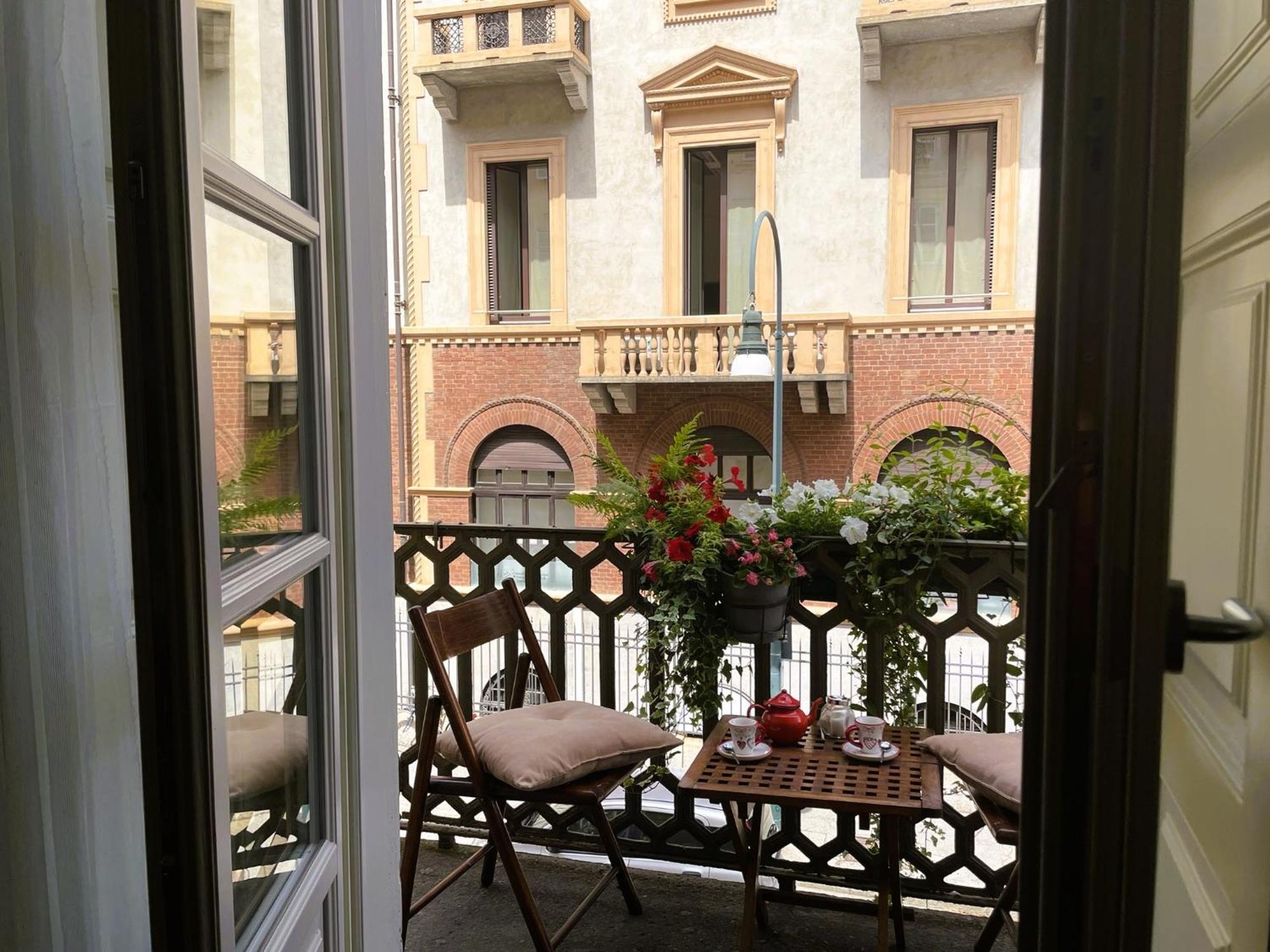 Emozione - Affascinante, Silenzioso, In Palazzo D'epoca Pressi Piazza Solferino Turin